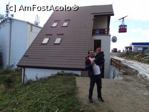 [P33] Un weekend la Sinaia. Incercam ca cei 3 copii din dotarea grupului sa nu se transforme in 3 mici purcelusi din cauza marii de noroi de pe jos... » foto by vega06
 - 
<span class="allrVoted glyphicon glyphicon-heart hidden" id="av724708"></span>
<a class="m-l-10 hidden" id="sv724708" onclick="voting_Foto_DelVot(,724708,3677)" role="button">șterge vot <span class="glyphicon glyphicon-remove"></span></a>
<a id="v9724708" class=" c-red"  onclick="voting_Foto_SetVot(724708)" role="button"><span class="glyphicon glyphicon-heart-empty"></span> <b>LIKE</b> = Votează poza</a> <img class="hidden"  id="f724708W9" src="/imagini/loader.gif" border="0" /><span class="AjErrMes hidden" id="e724708ErM"></span>