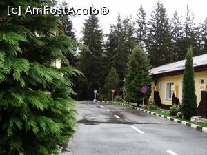 [P46] Un weekend la Sinaia. Si curtea interioara.  » foto by vega06
 - 
<span class="allrVoted glyphicon glyphicon-heart hidden" id="av724729"></span>
<a class="m-l-10 hidden" id="sv724729" onclick="voting_Foto_DelVot(,724729,3677)" role="button">șterge vot <span class="glyphicon glyphicon-remove"></span></a>
<a id="v9724729" class=" c-red"  onclick="voting_Foto_SetVot(724729)" role="button"><span class="glyphicon glyphicon-heart-empty"></span> <b>LIKE</b> = Votează poza</a> <img class="hidden"  id="f724729W9" src="/imagini/loader.gif" border="0" /><span class="AjErrMes hidden" id="e724729ErM"></span>