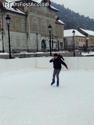 [P35] patinoarul si intrarea spre lift » foto by adryana
 - 
<span class="allrVoted glyphicon glyphicon-heart hidden" id="av953776"></span>
<a class="m-l-10 hidden" id="sv953776" onclick="voting_Foto_DelVot(,953776,3677)" role="button">șterge vot <span class="glyphicon glyphicon-remove"></span></a>
<a id="v9953776" class=" c-red"  onclick="voting_Foto_SetVot(953776)" role="button"><span class="glyphicon glyphicon-heart-empty"></span> <b>LIKE</b> = Votează poza</a> <img class="hidden"  id="f953776W9" src="/imagini/loader.gif" border="0" /><span class="AjErrMes hidden" id="e953776ErM"></span>