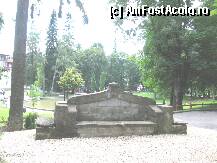 [P24] Banca in parc din timpul regelui Carol I » foto by Michi
 - 
<span class="allrVoted glyphicon glyphicon-heart hidden" id="av102799"></span>
<a class="m-l-10 hidden" id="sv102799" onclick="voting_Foto_DelVot(,102799,3677)" role="button">șterge vot <span class="glyphicon glyphicon-remove"></span></a>
<a id="v9102799" class=" c-red"  onclick="voting_Foto_SetVot(102799)" role="button"><span class="glyphicon glyphicon-heart-empty"></span> <b>LIKE</b> = Votează poza</a> <img class="hidden"  id="f102799W9" src="/imagini/loader.gif" border="0" /><span class="AjErrMes hidden" id="e102799ErM"></span>