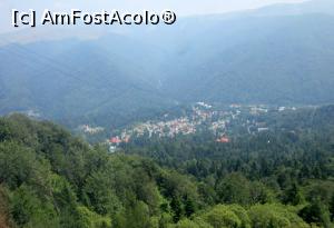 [P33] Sinaia văzută din telegondolă » foto by Michi
 - 
<span class="allrVoted glyphicon glyphicon-heart hidden" id="av773788"></span>
<a class="m-l-10 hidden" id="sv773788" onclick="voting_Foto_DelVot(,773788,3677)" role="button">șterge vot <span class="glyphicon glyphicon-remove"></span></a>
<a id="v9773788" class=" c-red"  onclick="voting_Foto_SetVot(773788)" role="button"><span class="glyphicon glyphicon-heart-empty"></span> <b>LIKE</b> = Votează poza</a> <img class="hidden"  id="f773788W9" src="/imagini/loader.gif" border="0" /><span class="AjErrMes hidden" id="e773788ErM"></span>