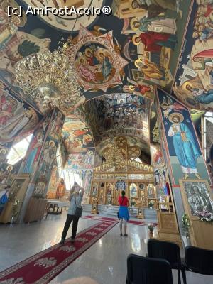 [P23] Predeal - Biserica Sf Imparati Constantin si Elena » foto by mishu
 - 
<span class="allrVoted glyphicon glyphicon-heart hidden" id="av1324367"></span>
<a class="m-l-10 hidden" id="sv1324367" onclick="voting_Foto_DelVot(,1324367,3678)" role="button">șterge vot <span class="glyphicon glyphicon-remove"></span></a>
<a id="v91324367" class=" c-red"  onclick="voting_Foto_SetVot(1324367)" role="button"><span class="glyphicon glyphicon-heart-empty"></span> <b>LIKE</b> = Votează poza</a> <img class="hidden"  id="f1324367W9" src="/imagini/loader.gif" border="0" /><span class="AjErrMes hidden" id="e1324367ErM"></span>