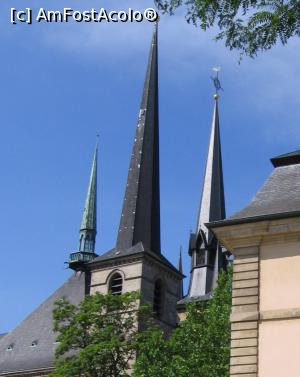 [P19] Luxemburg, Catedrala Notre Dame în spatele Bibliotecii Nationale » foto by Michi
 - 
<span class="allrVoted glyphicon glyphicon-heart hidden" id="av1158894"></span>
<a class="m-l-10 hidden" id="sv1158894" onclick="voting_Foto_DelVot(,1158894,3687)" role="button">șterge vot <span class="glyphicon glyphicon-remove"></span></a>
<a id="v91158894" class=" c-red"  onclick="voting_Foto_SetVot(1158894)" role="button"><span class="glyphicon glyphicon-heart-empty"></span> <b>LIKE</b> = Votează poza</a> <img class="hidden"  id="f1158894W9" src="/imagini/loader.gif" border="0" /><span class="AjErrMes hidden" id="e1158894ErM"></span>