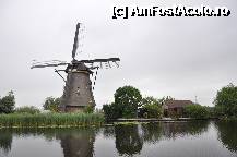 [P31] Kinderdijk - Olanda , langa Rotterdam » foto by mh_iulia
 - 
<span class="allrVoted glyphicon glyphicon-heart hidden" id="av241287"></span>
<a class="m-l-10 hidden" id="sv241287" onclick="voting_Foto_DelVot(,241287,3710)" role="button">șterge vot <span class="glyphicon glyphicon-remove"></span></a>
<a id="v9241287" class=" c-red"  onclick="voting_Foto_SetVot(241287)" role="button"><span class="glyphicon glyphicon-heart-empty"></span> <b>LIKE</b> = Votează poza</a> <img class="hidden"  id="f241287W9" src="/imagini/loader.gif" border="0" /><span class="AjErrMes hidden" id="e241287ErM"></span>