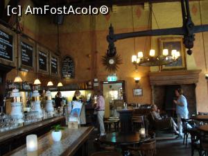 [P26] Casa berii -cel mai vechi pub olandez » foto by mireille
 - 
<span class="allrVoted glyphicon glyphicon-heart hidden" id="av1167340"></span>
<a class="m-l-10 hidden" id="sv1167340" onclick="voting_Foto_DelVot(,1167340,3710)" role="button">șterge vot <span class="glyphicon glyphicon-remove"></span></a>
<a id="v91167340" class=" c-red"  onclick="voting_Foto_SetVot(1167340)" role="button"><span class="glyphicon glyphicon-heart-empty"></span> <b>LIKE</b> = Votează poza</a> <img class="hidden"  id="f1167340W9" src="/imagini/loader.gif" border="0" /><span class="AjErrMes hidden" id="e1167340ErM"></span>
