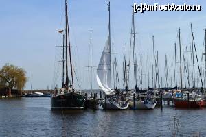 [P21] Volendam - portul turistic » foto by makuy*
 - 
<span class="allrVoted glyphicon glyphicon-heart hidden" id="av614975"></span>
<a class="m-l-10 hidden" id="sv614975" onclick="voting_Foto_DelVot(,614975,3710)" role="button">șterge vot <span class="glyphicon glyphicon-remove"></span></a>
<a id="v9614975" class=" c-red"  onclick="voting_Foto_SetVot(614975)" role="button"><span class="glyphicon glyphicon-heart-empty"></span> <b>LIKE</b> = Votează poza</a> <img class="hidden"  id="f614975W9" src="/imagini/loader.gif" border="0" /><span class="AjErrMes hidden" id="e614975ErM"></span>