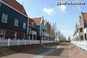 [P23] Volendam - cum e posibilă o asemenea minune?  » foto by makuy*
 - 
<span class="allrVoted glyphicon glyphicon-heart hidden" id="av614977"></span>
<a class="m-l-10 hidden" id="sv614977" onclick="voting_Foto_DelVot(,614977,3710)" role="button">șterge vot <span class="glyphicon glyphicon-remove"></span></a>
<a id="v9614977" class=" c-red"  onclick="voting_Foto_SetVot(614977)" role="button"><span class="glyphicon glyphicon-heart-empty"></span> <b>LIKE</b> = Votează poza</a> <img class="hidden"  id="f614977W9" src="/imagini/loader.gif" border="0" /><span class="AjErrMes hidden" id="e614977ErM"></span>
