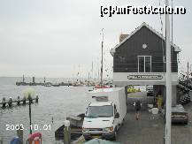 [P20] După cum se vede, Volendam are chiar şi un muzeu » foto by Costi
 - 
<span class="allrVoted glyphicon glyphicon-heart hidden" id="av24436"></span>
<a class="m-l-10 hidden" id="sv24436" onclick="voting_Foto_DelVot(,24436,3710)" role="button">șterge vot <span class="glyphicon glyphicon-remove"></span></a>
<a id="v924436" class=" c-red"  onclick="voting_Foto_SetVot(24436)" role="button"><span class="glyphicon glyphicon-heart-empty"></span> <b>LIKE</b> = Votează poza</a> <img class="hidden"  id="f24436W9" src="/imagini/loader.gif" border="0" /><span class="AjErrMes hidden" id="e24436ErM"></span>