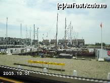 [P27] Portul Marken » foto by Costi
 - 
<span class="allrVoted glyphicon glyphicon-heart hidden" id="av24443"></span>
<a class="m-l-10 hidden" id="sv24443" onclick="voting_Foto_DelVot(,24443,3710)" role="button">șterge vot <span class="glyphicon glyphicon-remove"></span></a>
<a id="v924443" class=" c-red"  onclick="voting_Foto_SetVot(24443)" role="button"><span class="glyphicon glyphicon-heart-empty"></span> <b>LIKE</b> = Votează poza</a> <img class="hidden"  id="f24443W9" src="/imagini/loader.gif" border="0" /><span class="AjErrMes hidden" id="e24443ErM"></span>