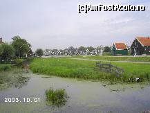[P04] În Zaanse Schans, toate casele seamănă între ele. » foto by Costi
 - 
<span class="allrVoted glyphicon glyphicon-heart hidden" id="av24420"></span>
<a class="m-l-10 hidden" id="sv24420" onclick="voting_Foto_DelVot(,24420,3710)" role="button">șterge vot <span class="glyphicon glyphicon-remove"></span></a>
<a id="v924420" class=" c-red"  onclick="voting_Foto_SetVot(24420)" role="button"><span class="glyphicon glyphicon-heart-empty"></span> <b>LIKE</b> = Votează poza</a> <img class="hidden"  id="f24420W9" src="/imagini/loader.gif" border="0" /><span class="AjErrMes hidden" id="e24420ErM"></span>
