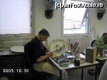 [P40] Piesele din porţelan sunt pictate manual » foto by Costi
 - 
<span class="allrVoted glyphicon glyphicon-heart hidden" id="av24456"></span>
<a class="m-l-10 hidden" id="sv24456" onclick="voting_Foto_DelVot(,24456,3710)" role="button">șterge vot <span class="glyphicon glyphicon-remove"></span></a>
<a id="v924456" class=" c-red"  onclick="voting_Foto_SetVot(24456)" role="button"><span class="glyphicon glyphicon-heart-empty"></span> <b>LIKE</b> = Votează poza</a> <img class="hidden"  id="f24456W9" src="/imagini/loader.gif" border="0" /><span class="AjErrMes hidden" id="e24456ErM"></span>