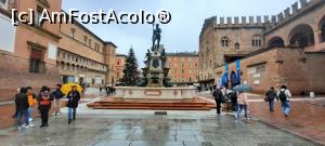 [P17] Bologna, Piazza del Nettuno și renumita Fontana del Nettuno » foto by mprofeanu
 - 
<span class="allrVoted glyphicon glyphicon-heart hidden" id="av1351938"></span>
<a class="m-l-10 hidden" id="sv1351938" onclick="voting_Foto_DelVot(,1351938,3721)" role="button">șterge vot <span class="glyphicon glyphicon-remove"></span></a>
<a id="v91351938" class=" c-red"  onclick="voting_Foto_SetVot(1351938)" role="button"><span class="glyphicon glyphicon-heart-empty"></span> <b>LIKE</b> = Votează poza</a> <img class="hidden"  id="f1351938W9" src="/imagini/loader.gif" border="0" /><span class="AjErrMes hidden" id="e1351938ErM"></span>
