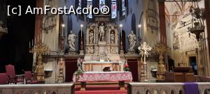 [P33] Bologna, Basilica di Santa Maria dei Servi, Altarul, Tabernacolul ce îl reprezintă pe Hristos înviat între Maica Domnului și Sf. Ioan Botezătorul » foto by mprofeanu
 - 
<span class="allrVoted glyphicon glyphicon-heart hidden" id="av1351954"></span>
<a class="m-l-10 hidden" id="sv1351954" onclick="voting_Foto_DelVot(,1351954,3721)" role="button">șterge vot <span class="glyphicon glyphicon-remove"></span></a>
<a id="v91351954" class=" c-red"  onclick="voting_Foto_SetVot(1351954)" role="button"><span class="glyphicon glyphicon-heart-empty"></span> <b>LIKE</b> = Votează poza</a> <img class="hidden"  id="f1351954W9" src="/imagini/loader.gif" border="0" /><span class="AjErrMes hidden" id="e1351954ErM"></span>