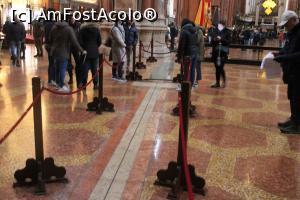 [P57] Bologna, Basilica di San Petronio, Linia de meridian încrustat în 1655 în pavajul culoarului stâng » foto by mprofeanu
 - 
<span class="allrVoted glyphicon glyphicon-heart hidden" id="av1351978"></span>
<a class="m-l-10 hidden" id="sv1351978" onclick="voting_Foto_DelVot(,1351978,3721)" role="button">șterge vot <span class="glyphicon glyphicon-remove"></span></a>
<a id="v91351978" class=" c-red"  onclick="voting_Foto_SetVot(1351978)" role="button"><span class="glyphicon glyphicon-heart-empty"></span> <b>LIKE</b> = Votează poza</a> <img class="hidden"  id="f1351978W9" src="/imagini/loader.gif" border="0" /><span class="AjErrMes hidden" id="e1351978ErM"></span>