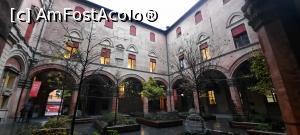 [P34] Bologna, Palazzo D'Accursio, curtea interioară, intrarea la muzeu este în stânga, acolo este și liftul puțin mai în față » foto by mprofeanu
 - 
<span class="allrVoted glyphicon glyphicon-heart hidden" id="av1352906"></span>
<a class="m-l-10 hidden" id="sv1352906" onclick="voting_Foto_DelVot(,1352906,3721)" role="button">șterge vot <span class="glyphicon glyphicon-remove"></span></a>
<a id="v91352906" class=" c-red"  onclick="voting_Foto_SetVot(1352906)" role="button"><span class="glyphicon glyphicon-heart-empty"></span> <b>LIKE</b> = Votează poza</a> <img class="hidden"  id="f1352906W9" src="/imagini/loader.gif" border="0" /><span class="AjErrMes hidden" id="e1352906ErM"></span>