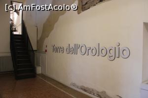 [P39] Bologna, Torre dell'Orologio, urcăm scările dar ne vom opri pentru a ieși în dreapta la primul nivel sub ceas... » foto by mprofeanu
 - 
<span class="allrVoted glyphicon glyphicon-heart hidden" id="av1352911"></span>
<a class="m-l-10 hidden" id="sv1352911" onclick="voting_Foto_DelVot(,1352911,3721)" role="button">șterge vot <span class="glyphicon glyphicon-remove"></span></a>
<a id="v91352911" class=" c-red"  onclick="voting_Foto_SetVot(1352911)" role="button"><span class="glyphicon glyphicon-heart-empty"></span> <b>LIKE</b> = Votează poza</a> <img class="hidden"  id="f1352911W9" src="/imagini/loader.gif" border="0" /><span class="AjErrMes hidden" id="e1352911ErM"></span>