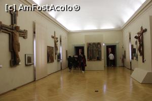 [P54] Bologna, Palazzo D'Accursio, Collezioni Comunali d'Arte, Galleria Vidoniana » foto by mprofeanu
 - 
<span class="allrVoted glyphicon glyphicon-heart hidden" id="av1352926"></span>
<a class="m-l-10 hidden" id="sv1352926" onclick="voting_Foto_DelVot(,1352926,3721)" role="button">șterge vot <span class="glyphicon glyphicon-remove"></span></a>
<a id="v91352926" class=" c-red"  onclick="voting_Foto_SetVot(1352926)" role="button"><span class="glyphicon glyphicon-heart-empty"></span> <b>LIKE</b> = Votează poza</a> <img class="hidden"  id="f1352926W9" src="/imagini/loader.gif" border="0" /><span class="AjErrMes hidden" id="e1352926ErM"></span>