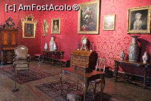 [P55] Bologna, Palazzo D'Accursio, Collezioni Comunali d'Arte, Sala Rusconi cu mobilier din secolul 18 și porțelan » foto by mprofeanu
 - 
<span class="allrVoted glyphicon glyphicon-heart hidden" id="av1352927"></span>
<a class="m-l-10 hidden" id="sv1352927" onclick="voting_Foto_DelVot(,1352927,3721)" role="button">șterge vot <span class="glyphicon glyphicon-remove"></span></a>
<a id="v91352927" class=" c-red"  onclick="voting_Foto_SetVot(1352927)" role="button"><span class="glyphicon glyphicon-heart-empty"></span> <b>LIKE</b> = Votează poza</a> <img class="hidden"  id="f1352927W9" src="/imagini/loader.gif" border="0" /><span class="AjErrMes hidden" id="e1352927ErM"></span>