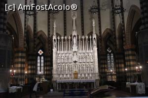 [P07] Bologna, Basilica di San Francesco, Altarul Principal, Retablul din marmură, autori Pierpaolo și Jacobello dalle Masegne » foto by mprofeanu
 - 
<span class="allrVoted glyphicon glyphicon-heart hidden" id="av1352879"></span>
<a class="m-l-10 hidden" id="sv1352879" onclick="voting_Foto_DelVot(,1352879,3721)" role="button">șterge vot <span class="glyphicon glyphicon-remove"></span></a>
<a id="v91352879" class=" c-red"  onclick="voting_Foto_SetVot(1352879)" role="button"><span class="glyphicon glyphicon-heart-empty"></span> <b>LIKE</b> = Votează poza</a> <img class="hidden"  id="f1352879W9" src="/imagini/loader.gif" border="0" /><span class="AjErrMes hidden" id="e1352879ErM"></span>