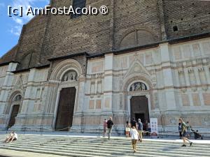 [P19] Basilica di San Petronio - fațada neterminată » foto by Carmen Ion
 - 
<span class="allrVoted glyphicon glyphicon-heart hidden" id="av1537862"></span>
<a class="m-l-10 hidden" id="sv1537862" onclick="voting_Foto_DelVot(,1537862,3721)" role="button">șterge vot <span class="glyphicon glyphicon-remove"></span></a>
<a id="v91537862" class=" c-red"  onclick="voting_Foto_SetVot(1537862)" role="button"><span class="glyphicon glyphicon-heart-empty"></span> <b>LIKE</b> = Votează poza</a> <img class="hidden"  id="f1537862W9" src="/imagini/loader.gif" border="0" /><span class="AjErrMes hidden" id="e1537862ErM"></span>