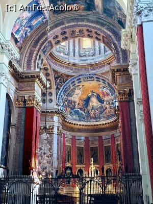 [P15] Basilica di San Domenico - Arca di San Domenico » foto by Carmen Ion
 - 
<span class="allrVoted glyphicon glyphicon-heart hidden" id="av1538635"></span>
<a class="m-l-10 hidden" id="sv1538635" onclick="voting_Foto_DelVot(,1538635,3721)" role="button">șterge vot <span class="glyphicon glyphicon-remove"></span></a>
<a id="v91538635" class=" c-red"  onclick="voting_Foto_SetVot(1538635)" role="button"><span class="glyphicon glyphicon-heart-empty"></span> <b>LIKE</b> = Votează poza</a> <img class="hidden"  id="f1538635W9" src="/imagini/loader.gif" border="0" /><span class="AjErrMes hidden" id="e1538635ErM"></span>