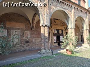 [P41] Basilica Santo Stefano - Cortile di Pilato » foto by Carmen Ion
 - 
<span class="allrVoted glyphicon glyphicon-heart hidden" id="av1538661"></span>
<a class="m-l-10 hidden" id="sv1538661" onclick="voting_Foto_DelVot(,1538661,3721)" role="button">șterge vot <span class="glyphicon glyphicon-remove"></span></a>
<a id="v91538661" class=" c-red"  onclick="voting_Foto_SetVot(1538661)" role="button"><span class="glyphicon glyphicon-heart-empty"></span> <b>LIKE</b> = Votează poza</a> <img class="hidden"  id="f1538661W9" src="/imagini/loader.gif" border="0" /><span class="AjErrMes hidden" id="e1538661ErM"></span>