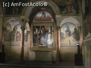 [P05] P 04 Capela Bentivoglio din biserica San Giacomo Maggiore. Poza din 2014.  » foto by abutzu
 - 
<span class="allrVoted glyphicon glyphicon-heart hidden" id="av836834"></span>
<a class="m-l-10 hidden" id="sv836834" onclick="voting_Foto_DelVot(,836834,3721)" role="button">șterge vot <span class="glyphicon glyphicon-remove"></span></a>
<a id="v9836834" class=" c-red"  onclick="voting_Foto_SetVot(836834)" role="button"><span class="glyphicon glyphicon-heart-empty"></span> <b>LIKE</b> = Votează poza</a> <img class="hidden"  id="f836834W9" src="/imagini/loader.gif" border="0" /><span class="AjErrMes hidden" id="e836834ErM"></span>