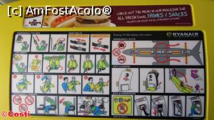 [P06] Instrucțiunile pentru cazuri de urgență sunt afișate pe spătarul scaunului din față.  » foto by Costi
 - 
<span class="allrVoted glyphicon glyphicon-heart hidden" id="av737676"></span>
<a class="m-l-10 hidden" id="sv737676" onclick="voting_Foto_DelVot(,737676,3721)" role="button">șterge vot <span class="glyphicon glyphicon-remove"></span></a>
<a id="v9737676" class=" c-red"  onclick="voting_Foto_SetVot(737676)" role="button"><span class="glyphicon glyphicon-heart-empty"></span> <b>LIKE</b> = Votează poza</a> <img class="hidden"  id="f737676W9" src="/imagini/loader.gif" border="0" /><span class="AjErrMes hidden" id="e737676ErM"></span>