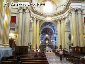 [P14] Basilica Santuario della Madonna di San Luca. Interior » foto by Radu Tudoran
 - 
<span class="allrVoted glyphicon glyphicon-heart hidden" id="av747065"></span>
<a class="m-l-10 hidden" id="sv747065" onclick="voting_Foto_DelVot(,747065,3721)" role="button">șterge vot <span class="glyphicon glyphicon-remove"></span></a>
<a id="v9747065" class=" c-red"  onclick="voting_Foto_SetVot(747065)" role="button"><span class="glyphicon glyphicon-heart-empty"></span> <b>LIKE</b> = Votează poza</a> <img class="hidden"  id="f747065W9" src="/imagini/loader.gif" border="0" /><span class="AjErrMes hidden" id="e747065ErM"></span>