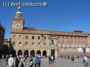 [P02] Palazzo Comunale, un reper pentru orice vizita la Bologna » foto by Radu Tudoran
 - 
<span class="allrVoted glyphicon glyphicon-heart hidden" id="av759595"></span>
<a class="m-l-10 hidden" id="sv759595" onclick="voting_Foto_DelVot(,759595,3721)" role="button">șterge vot <span class="glyphicon glyphicon-remove"></span></a>
<a id="v9759595" class=" c-red"  onclick="voting_Foto_SetVot(759595)" role="button"><span class="glyphicon glyphicon-heart-empty"></span> <b>LIKE</b> = Votează poza</a> <img class="hidden"  id="f759595W9" src="/imagini/loader.gif" border="0" /><span class="AjErrMes hidden" id="e759595ErM"></span>