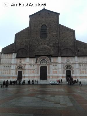 [P05] Basilica of San Petronio » foto by daniel2016
 - 
<span class="allrVoted glyphicon glyphicon-heart hidden" id="av722466"></span>
<a class="m-l-10 hidden" id="sv722466" onclick="voting_Foto_DelVot(,722466,3721)" role="button">șterge vot <span class="glyphicon glyphicon-remove"></span></a>
<a id="v9722466" class=" c-red"  onclick="voting_Foto_SetVot(722466)" role="button"><span class="glyphicon glyphicon-heart-empty"></span> <b>LIKE</b> = Votează poza</a> <img class="hidden"  id="f722466W9" src="/imagini/loader.gif" border="0" /><span class="AjErrMes hidden" id="e722466ErM"></span>