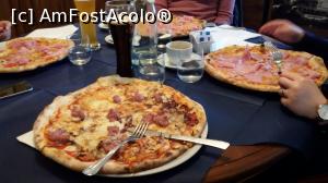 [P02] Pizza Gustosa sus la funicular » foto by bbogdanmircea
 - 
<span class="allrVoted glyphicon glyphicon-heart hidden" id="av726113"></span>
<a class="m-l-10 hidden" id="sv726113" onclick="voting_Foto_DelVot(,726113,3723)" role="button">șterge vot <span class="glyphicon glyphicon-remove"></span></a>
<a id="v9726113" class=" c-red"  onclick="voting_Foto_SetVot(726113)" role="button"><span class="glyphicon glyphicon-heart-empty"></span> <b>LIKE</b> = Votează poza</a> <img class="hidden"  id="f726113W9" src="/imagini/loader.gif" border="0" /><span class="AjErrMes hidden" id="e726113ErM"></span>