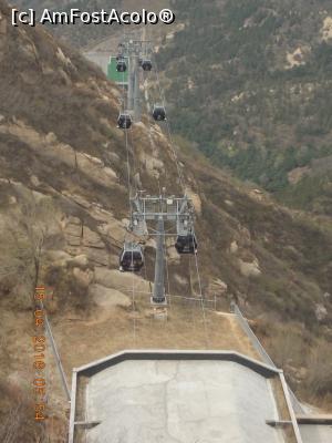 [P31] Badaling, Marele Zid, telecabina te urcă și te coboară...  » foto by mprofeanu
 - 
<span class="allrVoted glyphicon glyphicon-heart hidden" id="av823548"></span>
<a class="m-l-10 hidden" id="sv823548" onclick="voting_Foto_DelVot(,823548,3730)" role="button">șterge vot <span class="glyphicon glyphicon-remove"></span></a>
<a id="v9823548" class=" c-red"  onclick="voting_Foto_SetVot(823548)" role="button"><span class="glyphicon glyphicon-heart-empty"></span> <b>LIKE</b> = Votează poza</a> <img class="hidden"  id="f823548W9" src="/imagini/loader.gif" border="0" /><span class="AjErrMes hidden" id="e823548ErM"></span>