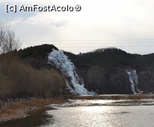[P21] Cascada de... gheata » foto by AZE
 - 
<span class="allrVoted glyphicon glyphicon-heart hidden" id="av840456"></span>
<a class="m-l-10 hidden" id="sv840456" onclick="voting_Foto_DelVot(,840456,3730)" role="button">șterge vot <span class="glyphicon glyphicon-remove"></span></a>
<a id="v9840456" class=" c-red"  onclick="voting_Foto_SetVot(840456)" role="button"><span class="glyphicon glyphicon-heart-empty"></span> <b>LIKE</b> = Votează poza</a> <img class="hidden"  id="f840456W9" src="/imagini/loader.gif" border="0" /><span class="AjErrMes hidden" id="e840456ErM"></span>