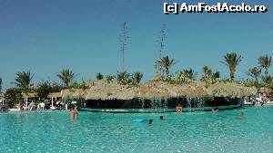 [P03] Barul-insula din mijlocul piscinei » foto by Eric s mom
 - 
<span class="allrVoted glyphicon glyphicon-heart hidden" id="av517953"></span>
<a class="m-l-10 hidden" id="sv517953" onclick="voting_Foto_DelVot(,517953,3736)" role="button">șterge vot <span class="glyphicon glyphicon-remove"></span></a>
<a id="v9517953" class=" c-red"  onclick="voting_Foto_SetVot(517953)" role="button"><span class="glyphicon glyphicon-heart-empty"></span> <b>LIKE</b> = Votează poza</a> <img class="hidden"  id="f517953W9" src="/imagini/loader.gif" border="0" /><span class="AjErrMes hidden" id="e517953ErM"></span>