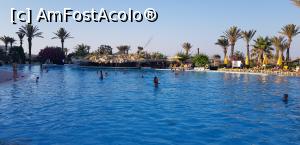 [P01] Piscina si Pool Bar » foto by george777
 - 
<span class="allrVoted glyphicon glyphicon-heart hidden" id="av1083409"></span>
<a class="m-l-10 hidden" id="sv1083409" onclick="voting_Foto_DelVot(,1083409,3736)" role="button">șterge vot <span class="glyphicon glyphicon-remove"></span></a>
<a id="v91083409" class=" c-red"  onclick="voting_Foto_SetVot(1083409)" role="button"><span class="glyphicon glyphicon-heart-empty"></span> <b>LIKE</b> = Votează poza</a> <img class="hidden"  id="f1083409W9" src="/imagini/loader.gif" border="0" /><span class="AjErrMes hidden" id="e1083409ErM"></span>