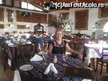 [P32] la restaurant in asteptarea dinneului, mobilierul si textilele de pe peretisunt originale » foto by grecudoina
 - 
<span class="allrVoted glyphicon glyphicon-heart hidden" id="av399282"></span>
<a class="m-l-10 hidden" id="sv399282" onclick="voting_Foto_DelVot(,399282,3739)" role="button">șterge vot <span class="glyphicon glyphicon-remove"></span></a>
<a id="v9399282" class=" c-red"  onclick="voting_Foto_SetVot(399282)" role="button"><span class="glyphicon glyphicon-heart-empty"></span> <b>LIKE</b> = Votează poza</a> <img class="hidden"  id="f399282W9" src="/imagini/loader.gif" border="0" /><span class="AjErrMes hidden" id="e399282ErM"></span>