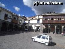 [P29] un colt din piata del Armas, Cusco » foto by grecudoina
 - 
<span class="allrVoted glyphicon glyphicon-heart hidden" id="av399701"></span>
<a class="m-l-10 hidden" id="sv399701" onclick="voting_Foto_DelVot(,399701,3739)" role="button">șterge vot <span class="glyphicon glyphicon-remove"></span></a>
<a id="v9399701" class=" c-red"  onclick="voting_Foto_SetVot(399701)" role="button"><span class="glyphicon glyphicon-heart-empty"></span> <b>LIKE</b> = Votează poza</a> <img class="hidden"  id="f399701W9" src="/imagini/loader.gif" border="0" /><span class="AjErrMes hidden" id="e399701ErM"></span>