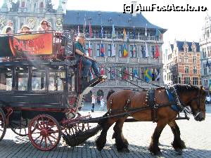 [P12] Trasuri pentru turisti in Grote Markt-Antwerpen » foto by Ricone
 - 
<span class="allrVoted glyphicon glyphicon-heart hidden" id="av368710"></span>
<a class="m-l-10 hidden" id="sv368710" onclick="voting_Foto_DelVot(,368710,3747)" role="button">șterge vot <span class="glyphicon glyphicon-remove"></span></a>
<a id="v9368710" class=" c-red"  onclick="voting_Foto_SetVot(368710)" role="button"><span class="glyphicon glyphicon-heart-empty"></span> <b>LIKE</b> = Votează poza</a> <img class="hidden"  id="f368710W9" src="/imagini/loader.gif" border="0" /><span class="AjErrMes hidden" id="e368710ErM"></span>