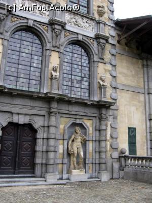 [P24] Exteriorul casei lui Rubens » foto by Michi
 - 
<span class="allrVoted glyphicon glyphicon-heart hidden" id="av1162789"></span>
<a class="m-l-10 hidden" id="sv1162789" onclick="voting_Foto_DelVot(,1162789,3747)" role="button">șterge vot <span class="glyphicon glyphicon-remove"></span></a>
<a id="v91162789" class=" c-red"  onclick="voting_Foto_SetVot(1162789)" role="button"><span class="glyphicon glyphicon-heart-empty"></span> <b>LIKE</b> = Votează poza</a> <img class="hidden"  id="f1162789W9" src="/imagini/loader.gif" border="0" /><span class="AjErrMes hidden" id="e1162789ErM"></span>
