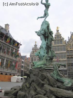 [P04] Statuia lui Silvius Brabo » foto by Michi
 - 
<span class="allrVoted glyphicon glyphicon-heart hidden" id="av1162766"></span>
<a class="m-l-10 hidden" id="sv1162766" onclick="voting_Foto_DelVot(,1162766,3747)" role="button">șterge vot <span class="glyphicon glyphicon-remove"></span></a>
<a id="v91162766" class=" c-red"  onclick="voting_Foto_SetVot(1162766)" role="button"><span class="glyphicon glyphicon-heart-empty"></span> <b>LIKE</b> = Votează poza</a> <img class="hidden"  id="f1162766W9" src="/imagini/loader.gif" border="0" /><span class="AjErrMes hidden" id="e1162766ErM"></span>