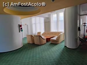[P26] Hotel Iadolina - Stâna de Vale - pe holurile hotelului. » foto by creivean
 - 
<span class="allrVoted glyphicon glyphicon-heart hidden" id="av1306766"></span>
<a class="m-l-10 hidden" id="sv1306766" onclick="voting_Foto_DelVot(,1306766,3764)" role="button">șterge vot <span class="glyphicon glyphicon-remove"></span></a>
<a id="v91306766" class=" c-red"  onclick="voting_Foto_SetVot(1306766)" role="button"><span class="glyphicon glyphicon-heart-empty"></span> <b>LIKE</b> = Votează poza</a> <img class="hidden"  id="f1306766W9" src="/imagini/loader.gif" border="0" /><span class="AjErrMes hidden" id="e1306766ErM"></span>