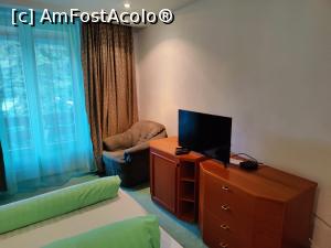 [P05] Hotel Iadolina - Stâna de Vale - camera dubla 104, etaj I » foto by creivean
 - 
<span class="allrVoted glyphicon glyphicon-heart hidden" id="av1306745"></span>
<a class="m-l-10 hidden" id="sv1306745" onclick="voting_Foto_DelVot(,1306745,3764)" role="button">șterge vot <span class="glyphicon glyphicon-remove"></span></a>
<a id="v91306745" class=" c-red"  onclick="voting_Foto_SetVot(1306745)" role="button"><span class="glyphicon glyphicon-heart-empty"></span> <b>LIKE</b> = Votează poza</a> <img class="hidden"  id="f1306745W9" src="/imagini/loader.gif" border="0" /><span class="AjErrMes hidden" id="e1306745ErM"></span>