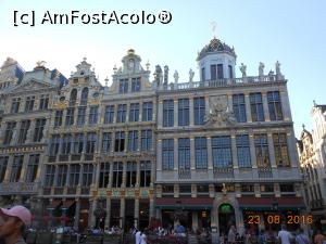 [P07] Bruxelles - În Grand Place, Casele breslelor. » foto by iulianic
 - 
<span class="allrVoted glyphicon glyphicon-heart hidden" id="av1202607"></span>
<a class="m-l-10 hidden" id="sv1202607" onclick="voting_Foto_DelVot(,1202607,3768)" role="button">șterge vot <span class="glyphicon glyphicon-remove"></span></a>
<a id="v91202607" class=" c-red"  onclick="voting_Foto_SetVot(1202607)" role="button"><span class="glyphicon glyphicon-heart-empty"></span> <b>LIKE</b> = Votează poza</a> <img class="hidden"  id="f1202607W9" src="/imagini/loader.gif" border="0" /><span class="AjErrMes hidden" id="e1202607ErM"></span>