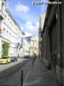 [P24] Rue du Peuplier, la capătul căreia se vede Kerk Sint-Jan-de-Doper op het Begijnhof. » foto by Costi
 - 
<span class="allrVoted glyphicon glyphicon-heart hidden" id="av25207"></span>
<a class="m-l-10 hidden" id="sv25207" onclick="voting_Foto_DelVot(,25207,3768)" role="button">șterge vot <span class="glyphicon glyphicon-remove"></span></a>
<a id="v925207" class=" c-red"  onclick="voting_Foto_SetVot(25207)" role="button"><span class="glyphicon glyphicon-heart-empty"></span> <b>LIKE</b> = Votează poza</a> <img class="hidden"  id="f25207W9" src="/imagini/loader.gif" border="0" /><span class="AjErrMes hidden" id="e25207ErM"></span>