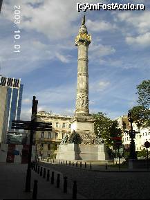 [P41] Coloana Congresului. În stânga, o parte din Finance Tower » foto by Costi
 - 
<span class="allrVoted glyphicon glyphicon-heart hidden" id="av25224"></span>
<a class="m-l-10 hidden" id="sv25224" onclick="voting_Foto_DelVot(,25224,3768)" role="button">șterge vot <span class="glyphicon glyphicon-remove"></span></a>
<a id="v925224" class=" c-red"  onclick="voting_Foto_SetVot(25224)" role="button"><span class="glyphicon glyphicon-heart-empty"></span> <b>LIKE</b> = Votează poza</a> <img class="hidden"  id="f25224W9" src="/imagini/loader.gif" border="0" /><span class="AjErrMes hidden" id="e25224ErM"></span>