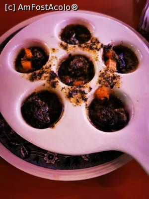 [P13] 6 Escargots » foto by cata2106
 - 
<span class="allrVoted glyphicon glyphicon-heart hidden" id="av1269725"></span>
<a class="m-l-10 hidden" id="sv1269725" onclick="voting_Foto_DelVot(,1269725,3768)" role="button">șterge vot <span class="glyphicon glyphicon-remove"></span></a>
<a id="v91269725" class=" c-red"  onclick="voting_Foto_SetVot(1269725)" role="button"><span class="glyphicon glyphicon-heart-empty"></span> <b>LIKE</b> = Votează poza</a> <img class="hidden"  id="f1269725W9" src="/imagini/loader.gif" border="0" /><span class="AjErrMes hidden" id="e1269725ErM"></span>