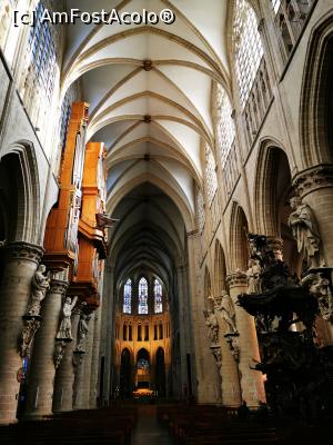 [P27] Cathédrale des Sts Michel et Gudule - interior » foto by cata2106
 - 
<span class="allrVoted glyphicon glyphicon-heart hidden" id="av1269739"></span>
<a class="m-l-10 hidden" id="sv1269739" onclick="voting_Foto_DelVot(,1269739,3768)" role="button">șterge vot <span class="glyphicon glyphicon-remove"></span></a>
<a id="v91269739" class=" c-red"  onclick="voting_Foto_SetVot(1269739)" role="button"><span class="glyphicon glyphicon-heart-empty"></span> <b>LIKE</b> = Votează poza</a> <img class="hidden"  id="f1269739W9" src="/imagini/loader.gif" border="0" /><span class="AjErrMes hidden" id="e1269739ErM"></span>