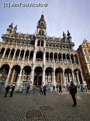 [P39] Maison du Roi -  Grand Place » foto by cata2106
 - 
<span class="allrVoted glyphicon glyphicon-heart hidden" id="av1269751"></span>
<a class="m-l-10 hidden" id="sv1269751" onclick="voting_Foto_DelVot(,1269751,3768)" role="button">șterge vot <span class="glyphicon glyphicon-remove"></span></a>
<a id="v91269751" class=" c-red"  onclick="voting_Foto_SetVot(1269751)" role="button"><span class="glyphicon glyphicon-heart-empty"></span> <b>LIKE</b> = Votează poza</a> <img class="hidden"  id="f1269751W9" src="/imagini/loader.gif" border="0" /><span class="AjErrMes hidden" id="e1269751ErM"></span>