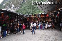 [P53] Zona comerciala din apropierea garii din Aguas Calientes » foto by Arinuca
 - 
<span class="allrVoted glyphicon glyphicon-heart hidden" id="av295044"></span>
<a class="m-l-10 hidden" id="sv295044" onclick="voting_Foto_DelVot(,295044,3773)" role="button">șterge vot <span class="glyphicon glyphicon-remove"></span></a>
<a id="v9295044" class=" c-red"  onclick="voting_Foto_SetVot(295044)" role="button"><span class="glyphicon glyphicon-heart-empty"></span> <b>LIKE</b> = Votează poza</a> <img class="hidden"  id="f295044W9" src="/imagini/loader.gif" border="0" /><span class="AjErrMes hidden" id="e295044ErM"></span>